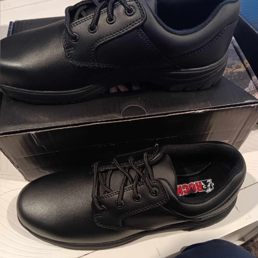 Brand New Black Unisex Rocky Oxford Size 9.5 Shoes